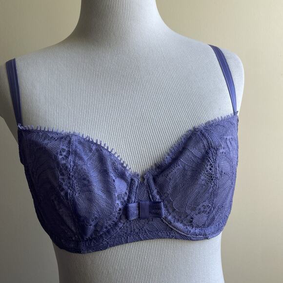Chantelle Size 32C Purple Lace Bra Unpadded Underwire FR 85 NEW - Picture 1 of 6